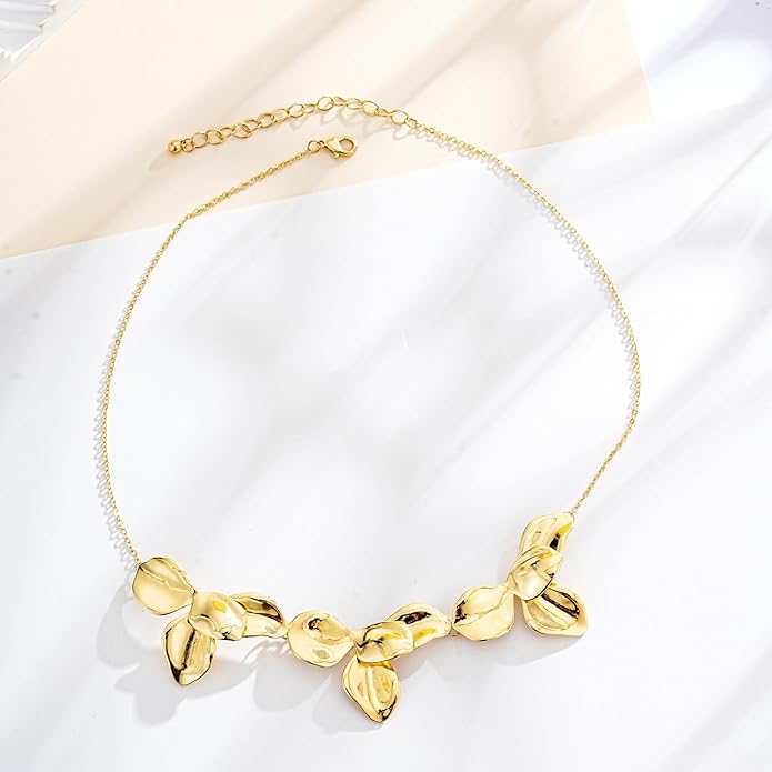 Flower Necklace for Women 14k Gold Plated Boho Vintage Chokers with Floral Pedant Trendy Petal Collars Necklaces Statement Prom Jewelry Gifts