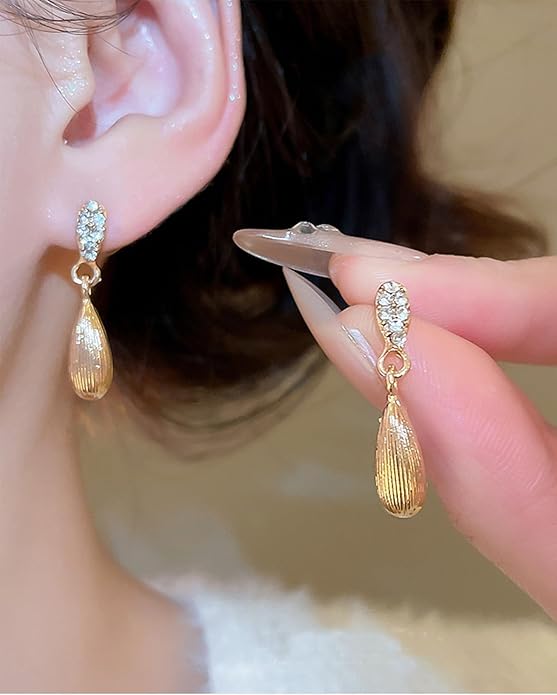 Gold Dangle Earrings for Women Chunky Stud Earrings 14K Gold Plated Hypoallergenic Statement Earring Dangle Drop Earrings Trendy Fashion Chunky Earings Jewelry for Women Gifts