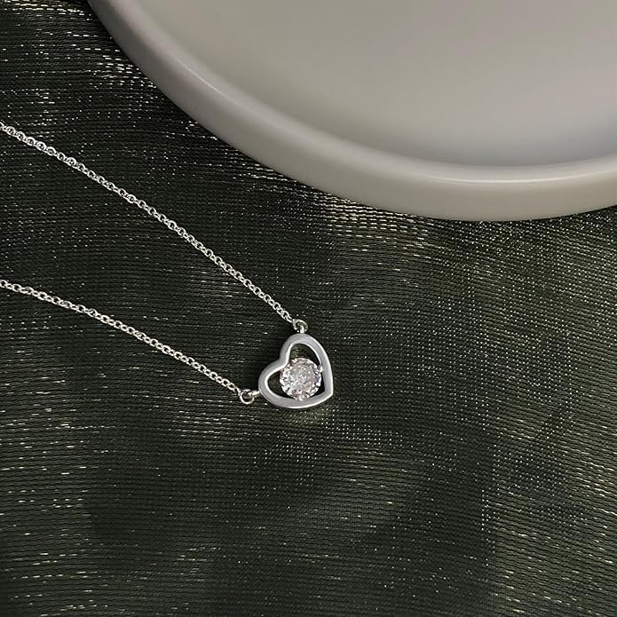 Heart Necklace for Women Gold/Silver Plated Trendy Heart Choker Lover Pendant Hypoallergenic Fashion Gold/Silver Necklace for Women Love Jewelry Gift for Women Girlfriend