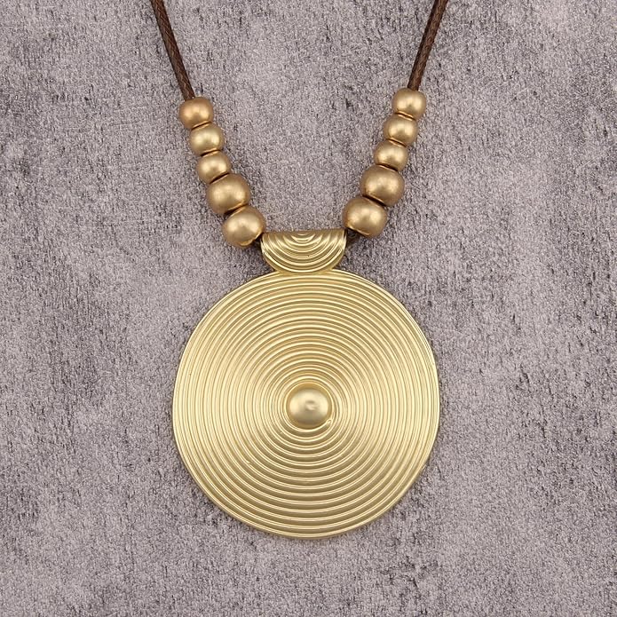 Boho Leather Necklace Women Bohemian Brown Circle Pendant Necklace Choker Long Necklaces for Women Boho Ring Large Pendant