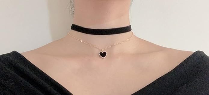 MOMOCAT Heart Necklace Adjustable Red Choker Classic Collar Necklaces for Women and Girls Velvet Chocker Necklace