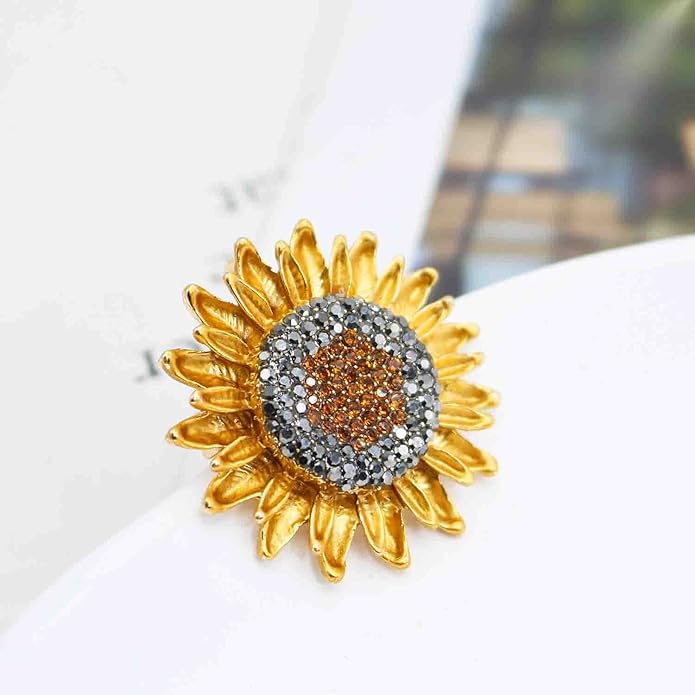 Crystal Pearl Flower Brooches Pins Fashion Beautiful Created Rhinestone Floral Brooch Good Idea for Party Dance Wedding Banquet for Elegant Women Girl