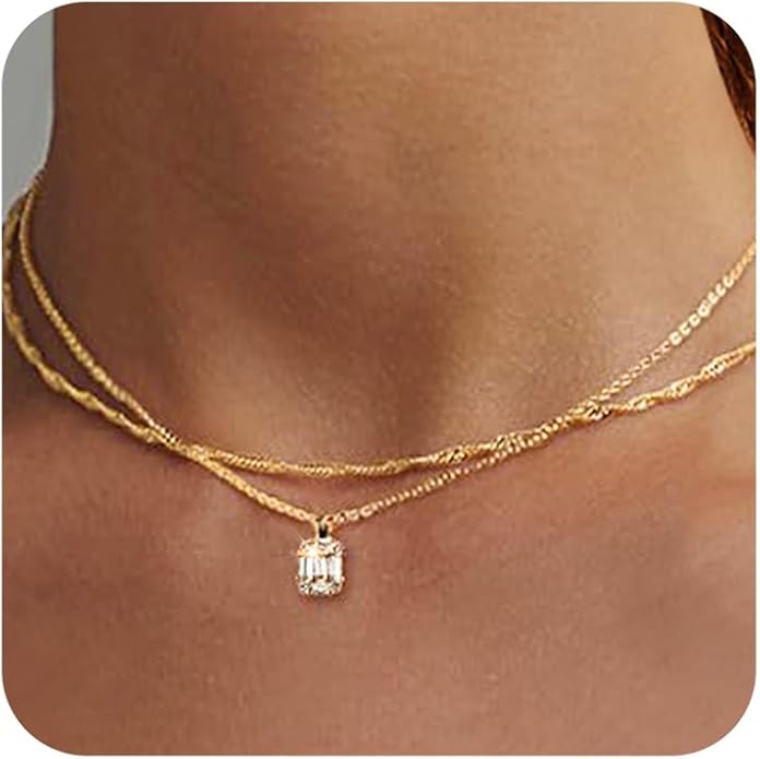 Diamond Pendant Necklace for Women, Dainty Gold Necklace 18k Gold Plated Paperclip Choker Necklaces Cute Open Oval Necklaces Simple Gold Necklace Jewelry Gifts for Women Trendy