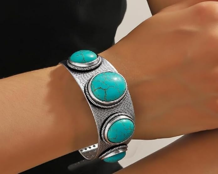 Turquoise Bracelet for Women – Bohemian Western Cuff Bangle, Vintage Cowgirl Jewelry for Rodeo, Country Concert, Rustic Boho Accessories