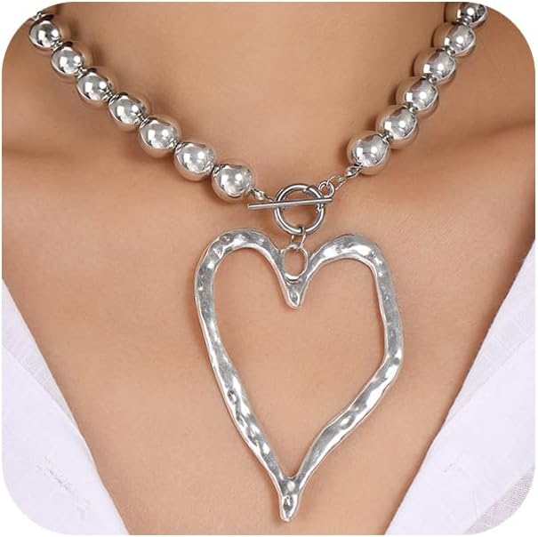 Unique Big Chunky Gold Heart Beads Necklace for Women, Charm Large Thick Hollow Love Heart Pendant Beaded Chain Choker Necklaces Party Y2K Jewelry Gift