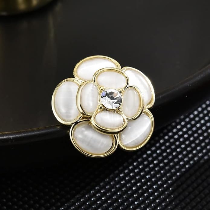 Flower Brooch for Women Rhinestone Flower Brooch Pins Floral Brooches Jewelry Gift for Mom Wife