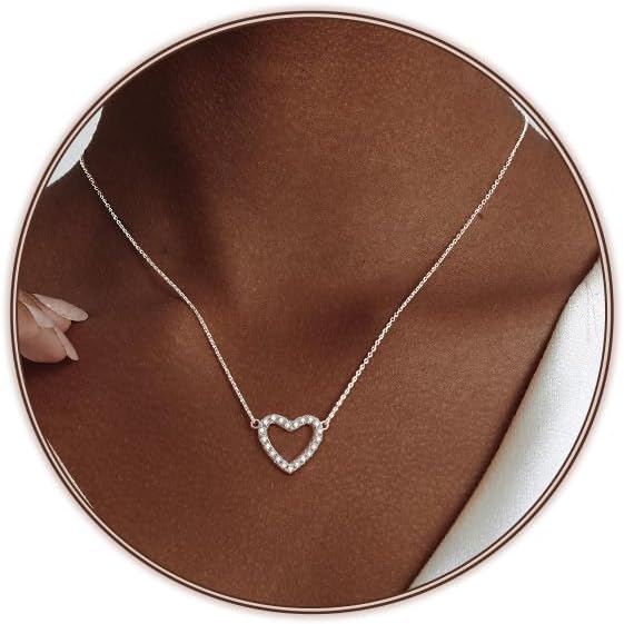 Cute Heart Necklace for Women Gold/Silver Plated Heart Pendant Choker Necklaces Tendy Love Heart Chain Necklace Dainty Gold/Silver Necklace Jewelry Gifts for Women