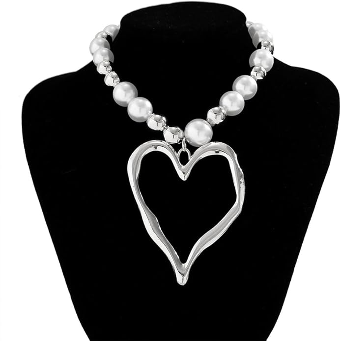 Unique Big Chunky Gold Heart Beads Necklace for Women, Charm Large Thick Hollow Love Heart Pendant Beaded Chain Choker Necklaces Party Y2K Jewelry Gift