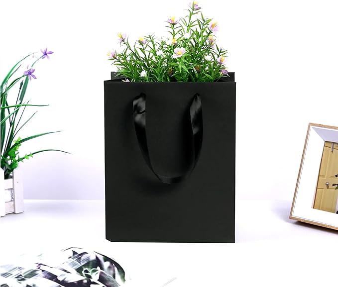 MOXARYSU Black Gift Bags With Handles: 8x5x10 Inch 30pcs Black Paper Bags Medium Bulk For Party Shopping Birthday Wedding (M, 30)
