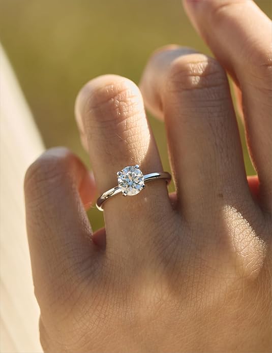 IMOLOVE Solitaire Moissanite Engagement Ring, 1CT D Color VVS1 Clarity, 925 Sterling Silver with 18K White Gold Plated, Ideal Gift for Women