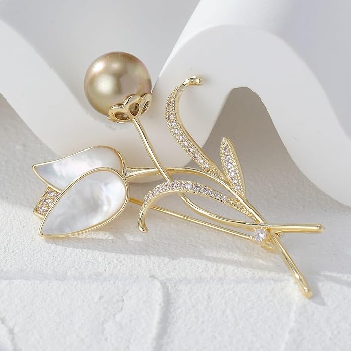 Rhinestone Flower Brooch Austrian Crystal Flower Pin 18k Gold Plated Floral Brooch Lapel Pin Jewelry Mother's Day Birthday Gifts for Mom Wife
