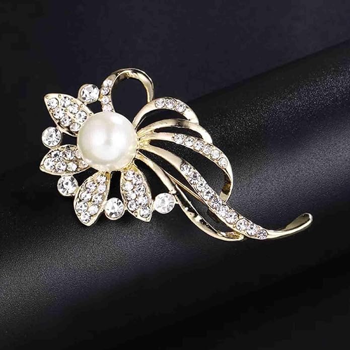 Crystal Pearl Flower Brooches Pins Fashion Beautiful Created Rhinestone Floral Brooch Good Idea for Party Dance Wedding Banquet for Elegant Women Girl