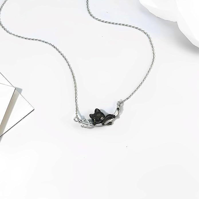 Animal Necklace Cat/Fox/Otter/Sloth/Cow/Highland Cow/Koala Necklace Cute Animal Jewelry Gifts for Women
