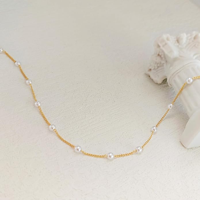 OGD Gold Pearl Necklaces Set for Women 14K Gold Plated Dainty Layered Pearl Cute Daisy Pearl Choker Gold Necklace Gifts for Women Gold Trendy Jewelry Gifts