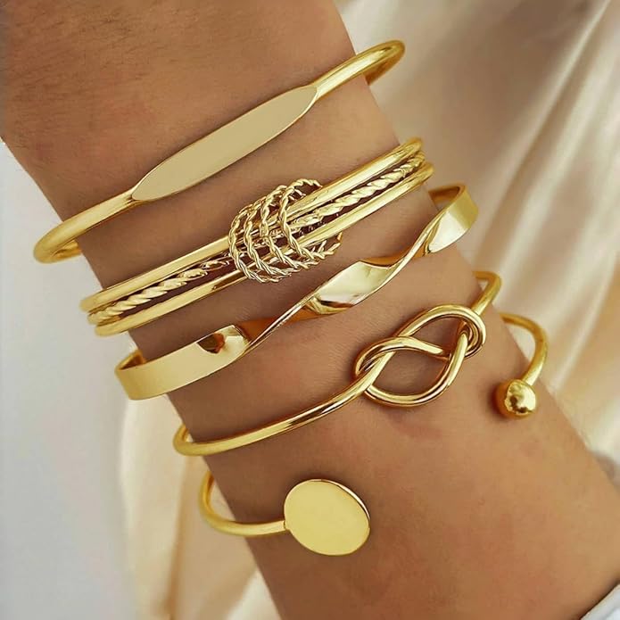 Gold Bangle Bracelets For Women Stackable Cuff Bracelet Set, Trendy Dainty Non Tarnish Gold Bangle Ideal Jewelry Gift for Women