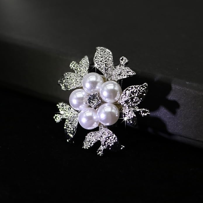 Crystal Pearl Flower Brooches Pins Fashion Beautiful Created Rhinestone Floral Brooch Good Idea for Party Dance Wedding Banquet for Elegant Women Girl