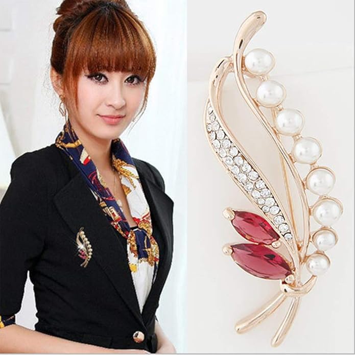 Crystal Pearl Flower Brooches Pins Fashion Beautiful Created Rhinestone Floral Brooch Good Idea for Party Dance Wedding Banquet for Elegant Women Girl
