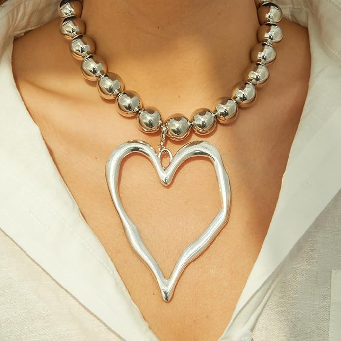 Unique Big Chunky Gold Heart Beads Necklace for Women, Charm Large Thick Hollow Love Heart Pendant Beaded Chain Choker Necklaces Party Y2K Jewelry Gift