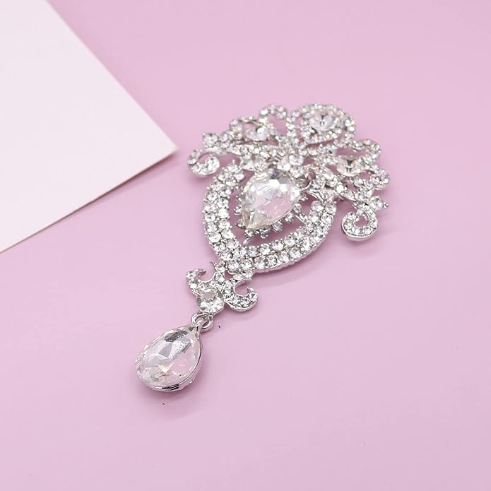 Crystal Pearl Flower Brooches Pins Fashion Beautiful Created Rhinestone Floral Brooch Good Idea for Party Dance Wedding Banquet for Elegant Women Girl