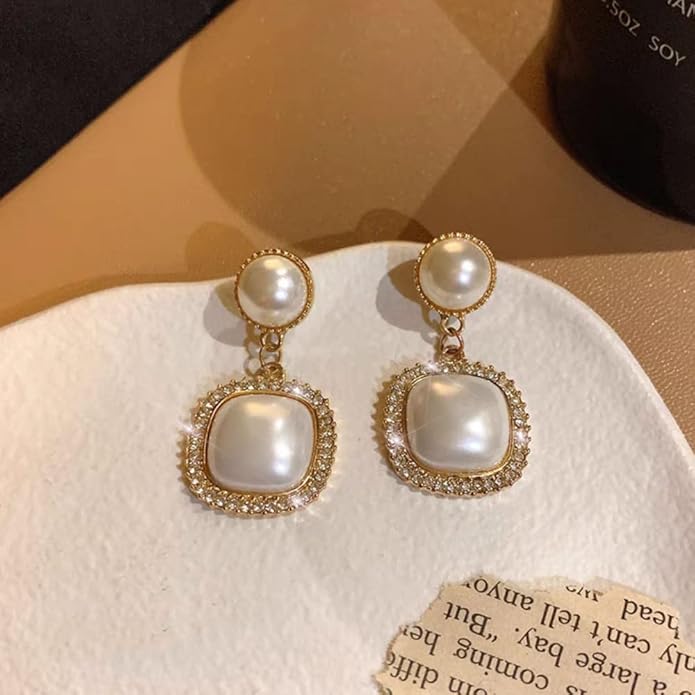 Pearl Clip on Earrings for Women Drop Clip Earrings for Women Gold Plated White Imitation Pearl Earrings Fashion