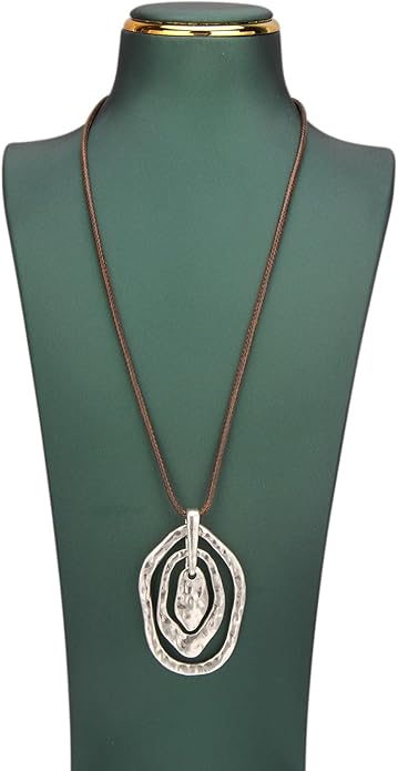 Boho Leather Necklace Women Bohemian Brown Circle Pendant Necklace Choker Long Necklaces for Women Boho Ring Large Pendant
