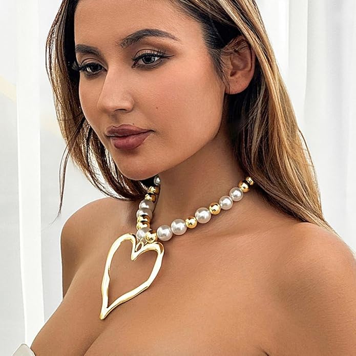 Y2k Large Heart Necklaces for Women Chunky Love Pearl Ball Beads Choker Necklaces Exaggerated Big Hollow Heart Pendant Necklace Statement Jewelry Gifts