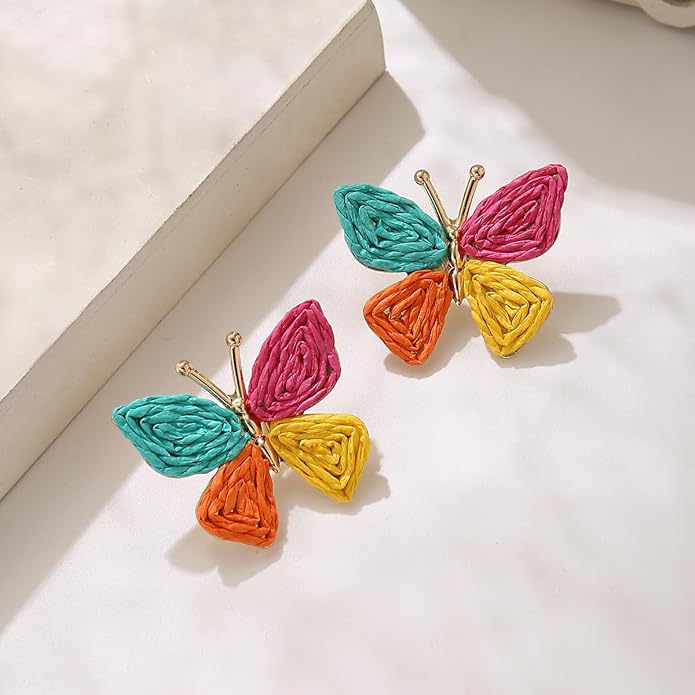 Handmade Raffia Hoop Earrings Statement Tropical Bohemian Straw Dangle Earrings Natural Rattan Vacation Style Round Earrings for Women Summer Beach Party Essential Jewelry