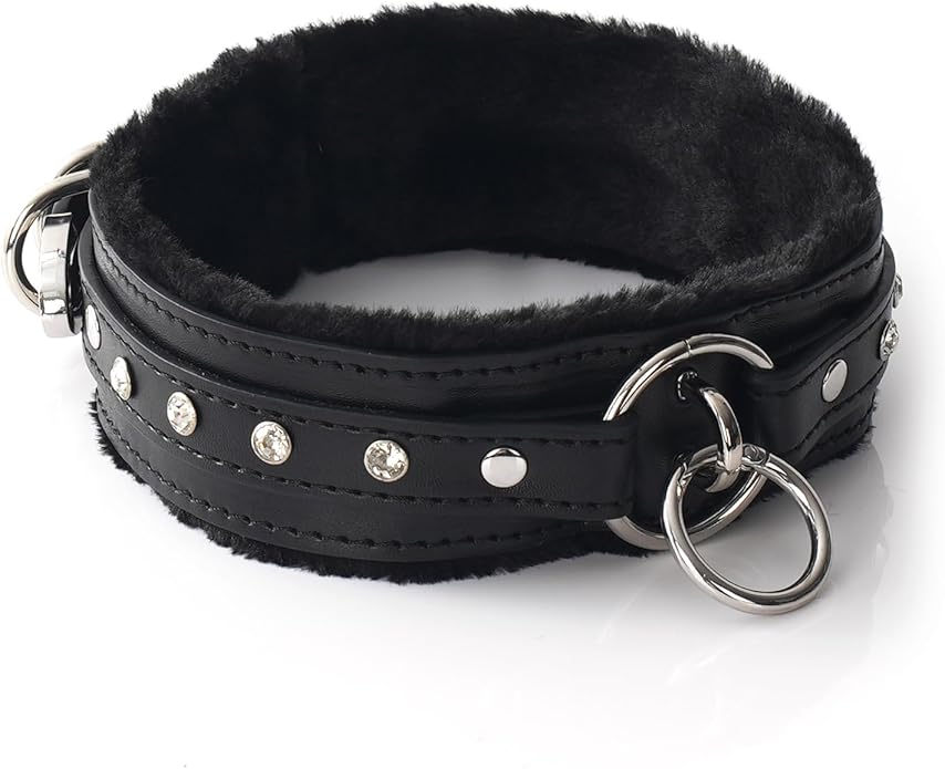 Choker Collar for Women, Gothic Punk Neckace Fashion Jewerly Adjustable Leather Collar with Alloy Buckle