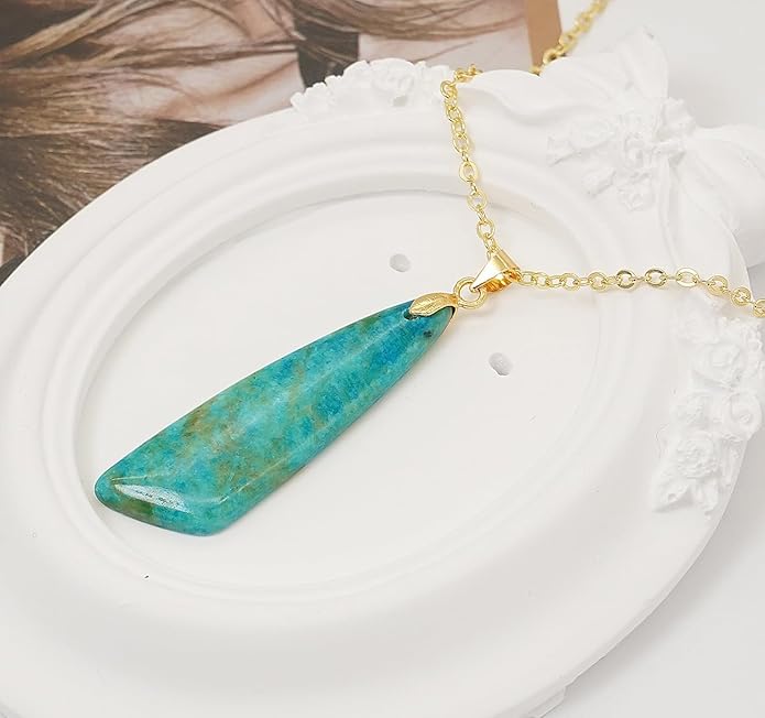 Nature Stone Necklaces for Women Boho Pendant Necklace 18K Gold Chain Necklaces