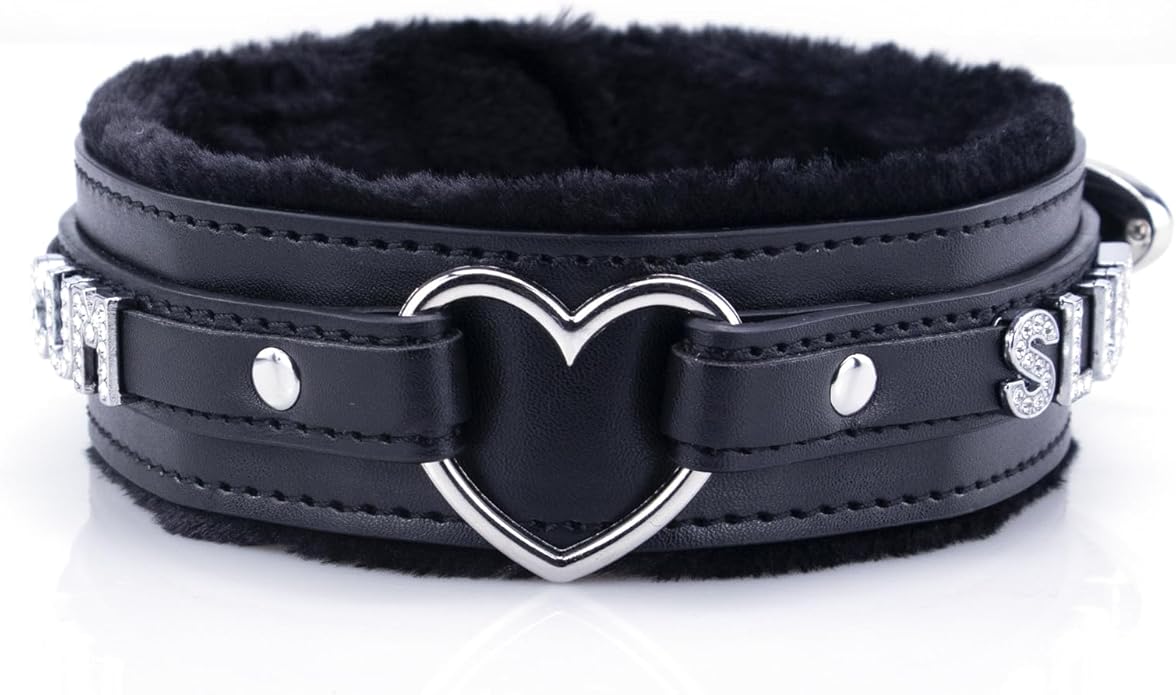 Leather Heart O-ring Collar Necklace for Women, Adjustable Gothic Punk Collar with Letters Soft Furry Choker Jewelry