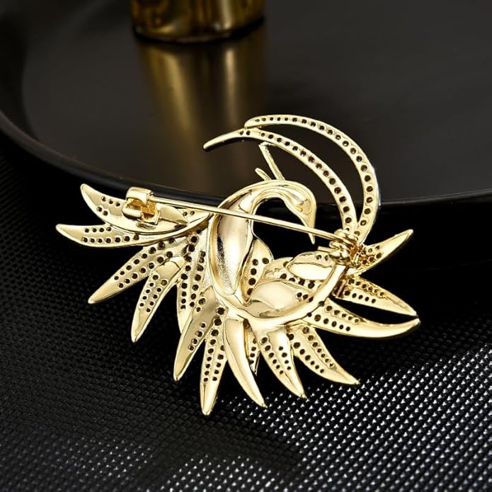 Animal Brooch for Women Girls 18k Gold Plated Animal Brooch Pin Rhinestone Animal Brooch Lapel Pin Jewelry Thanksgiving Day Birthday Wedding Gifts for Mom Wife