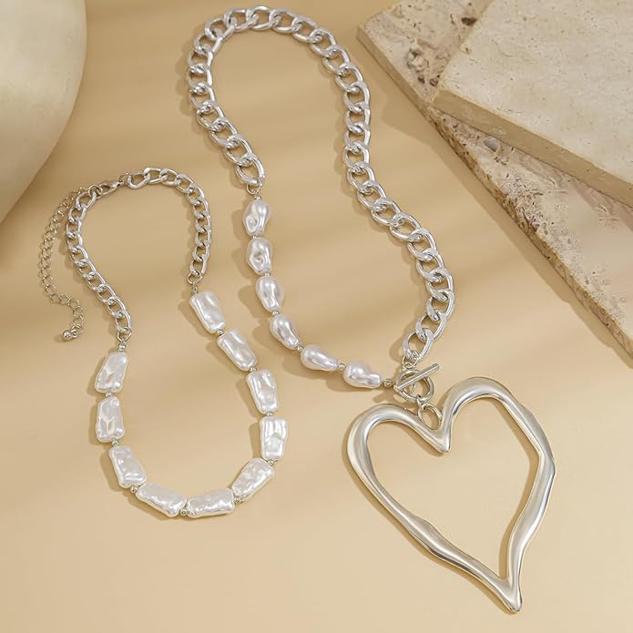 Y2k Large Heart Necklaces for Women Chunky Big Heart Pendant Necklace Exaggerated Layered Love Pearl Choker Necklace Set Dainty Statement Jewelry Gift