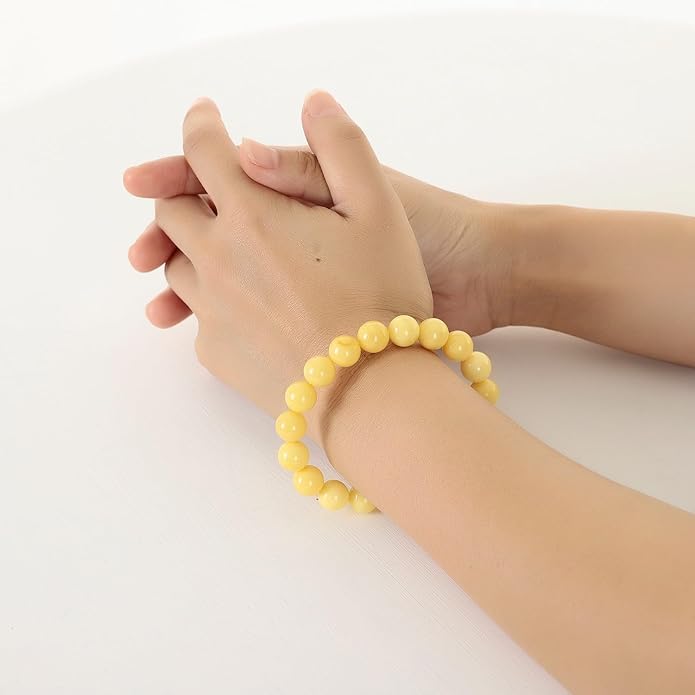 Natural Baltic Amber Bracelet for Women and Men – Stretch Wristband with Faceted Beads, Lightweight Unisex Jewelry Gift for Daily and Casual Wear