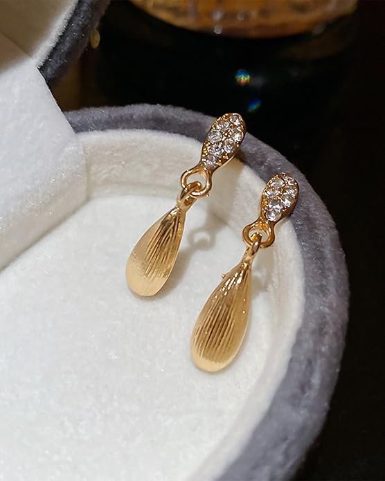 Gold Dangle Earrings for Women Chunky Stud Earrings 14K Gold Plated Hypoallergenic Statement Earring Dangle Drop Earrings Trendy Fashion Chunky Earings Jewelry for Women Gifts