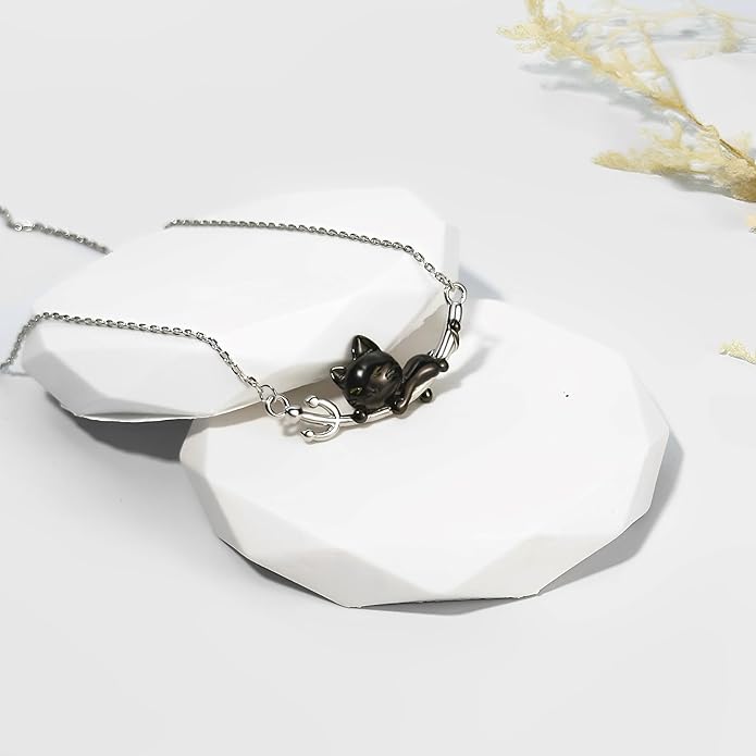 Animal Necklace Cat/Fox/Otter/Sloth/Cow/Highland Cow/Koala Necklace Cute Animal Jewelry Gifts for Women