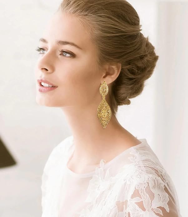 Elegant Rhinestone Dangle Earrings Crystal Wedding Bridal Long Dangling Drop Earrings Chandlier Earrings for Women Bridesmaid