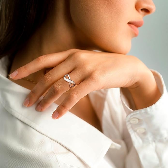 Suplight 925 Sterling Silver Ring Simple Infinity Knot Wedding Band Rings Love Knot Promise Ring for Women Size 4-12(with Gift Box)