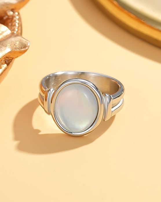 YeGieonr Gold Rings for Women Trendy Non Tarnish Chunky Gold Plated Ring, Waterproof Stainless Steel Gold Jewelry Gift