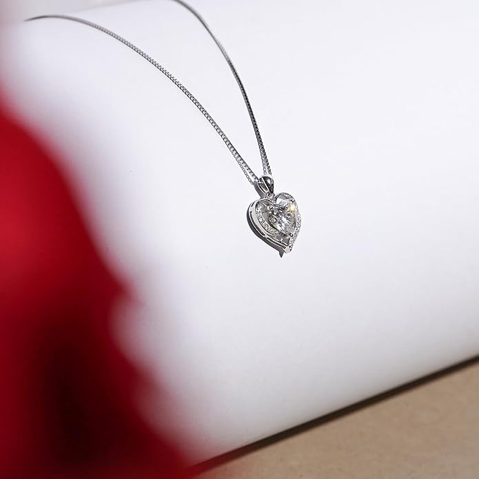 Auravibes Moissanite Heart Necklace for Women, 2-Carat Real Sterling Silver Pendant with “I Love You” Engraving, Valentine’s Day, Anniversary, Birthday or Christmas Gift for Wife, Girlfriend, Mom