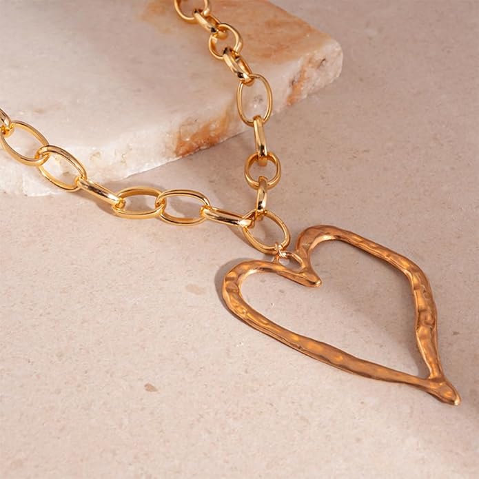 Bold Big Chunky Gold Heart Necklace for Women, Unique Large Thick Hollow Love Heart Pendant Chain Choker Necklaces Punk Party Prom Y2K Jewelry Gifts