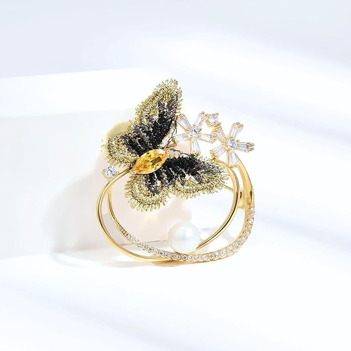 Animal Brooch for Women Girls Rhinestone Animal Brooch Lapel Pin Jewelry Gift for Mom Wife