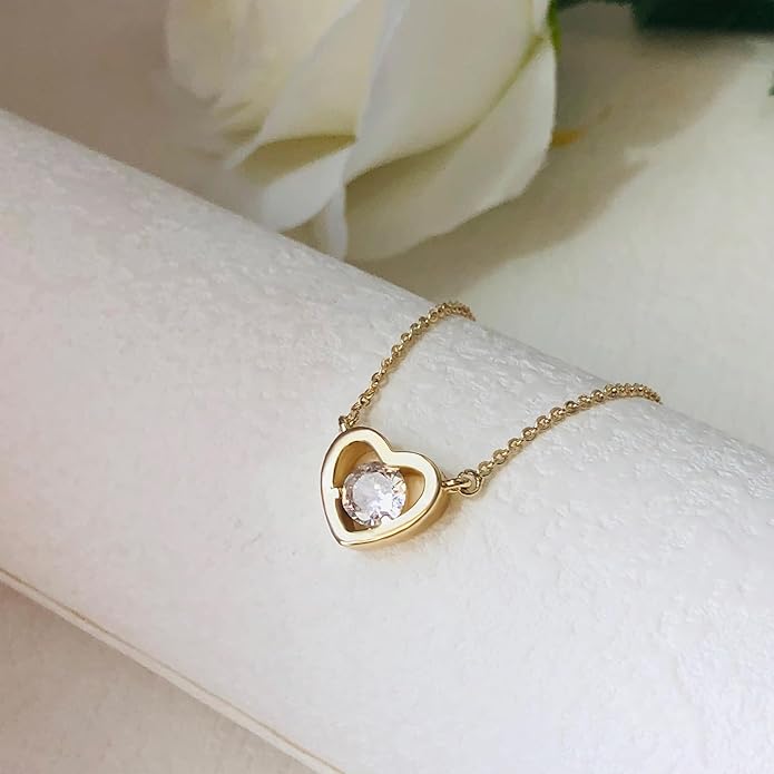 Heart Necklace for Women Gold/Silver Plated Trendy Heart Choker Lover Pendant Hypoallergenic Fashion Gold/Silver Necklace for Women Love Jewelry Gift for Women Girlfriend