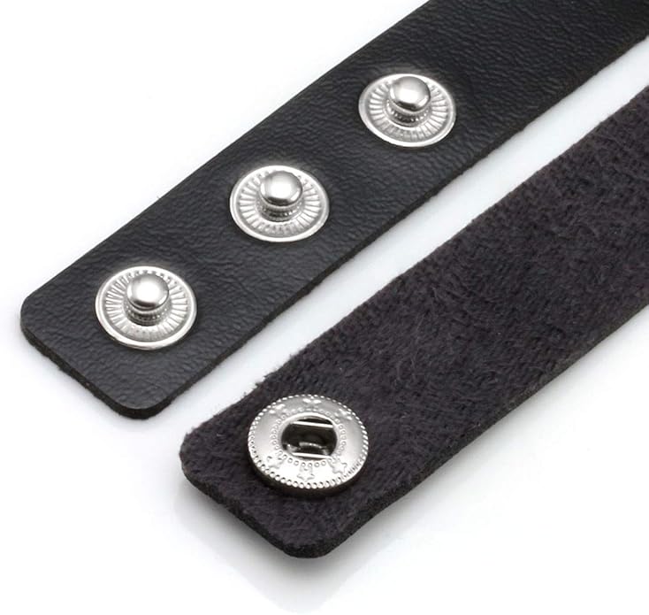 Eigso Vintage Punk Goth Studded Rivet Pu Leather Collar Choker Necklace with Spikes Adjustable
