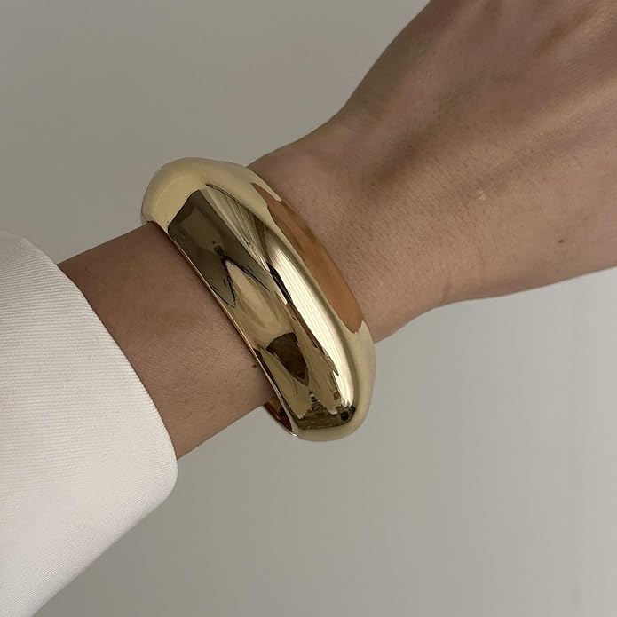 SAMOCO 3Pcs Chunky Gold Bangle Bracelets for Women Trendy Wide Wrist Cuff Bracelets Stack Statement Bangle Fashion Gifts