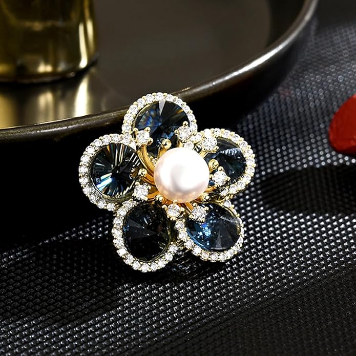 Rhinestone Flower Brooch Austrian Crystal Flower Pin 18k Gold Plated Floral Brooch Lapel Pin Jewelry Mother's Day Birthday Gifts for Mom Wife