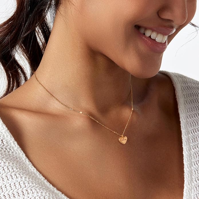Zeffy Cute Heart Necklace 18k Gold/Silver Plated Tiny Heart Pendant Choker Necklaces Gold Love Heart Chain Necklace for Women Dainty Gold Jewelry Valentines Day Gifts for Women Girls Teen Girls