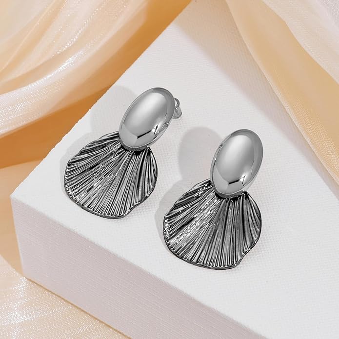 Gold Plated Earrings Dangle Chunky Fan-shaped Earrings Shell Earring for Women Two-Tone Fashion Statement Jewelry