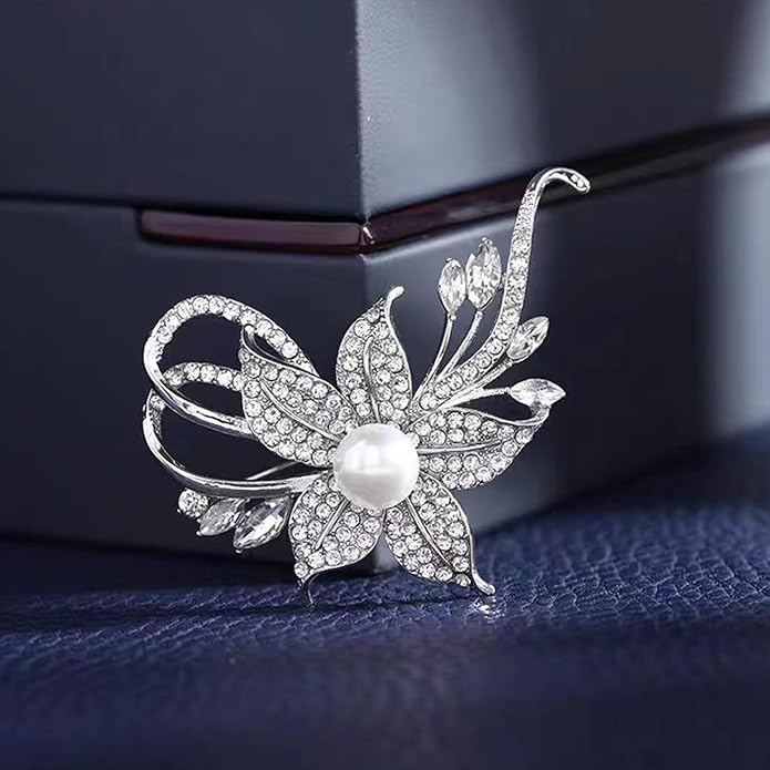Crystal Pearl Flower Brooches Pins Fashion Beautiful Created Rhinestone Floral Brooch Good Idea for Party Dance Wedding Banquet for Elegant Women Girl