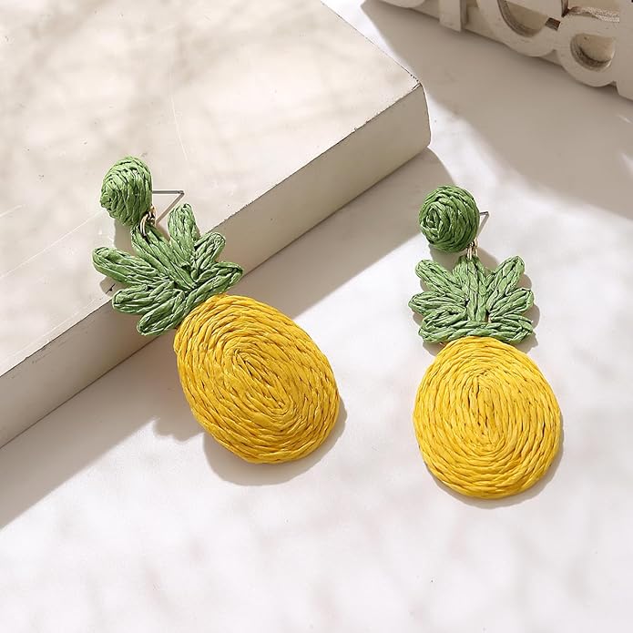 Handmade Raffia Hoop Earrings Statement Tropical Bohemian Straw Dangle Earrings Natural Rattan Vacation Style Round Earrings for Women Summer Beach Party Essential Jewelry
