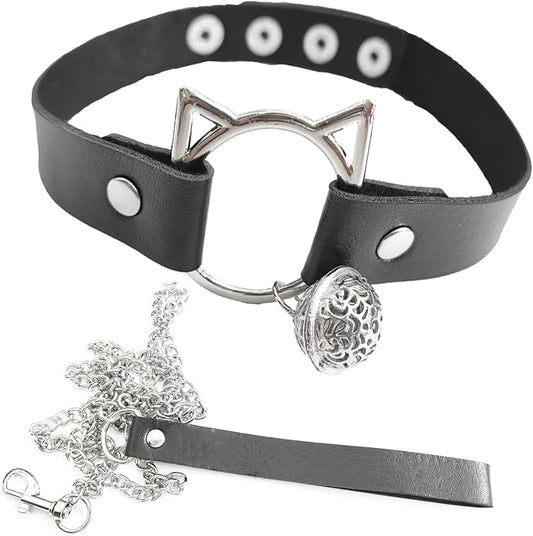 Gothic Heart Pendant Choker Necklace with Chain, Black Leather Collar, Silver Metal Hardware